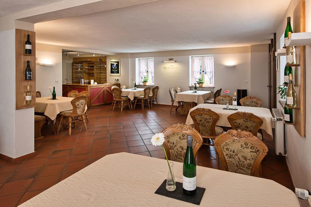 Weinhaus Kurtrierer Hof Leiwen Quarto foto